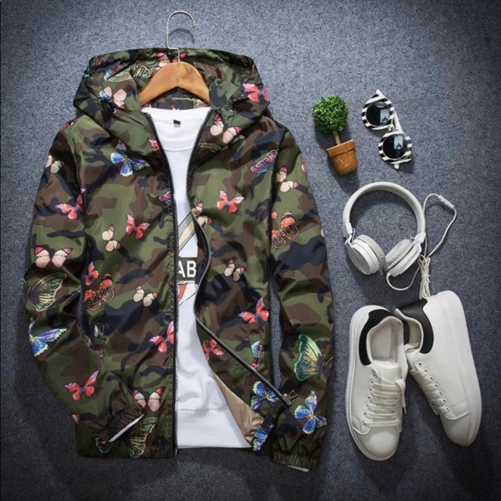 Urban Society camouflage butterfly windbreaker
